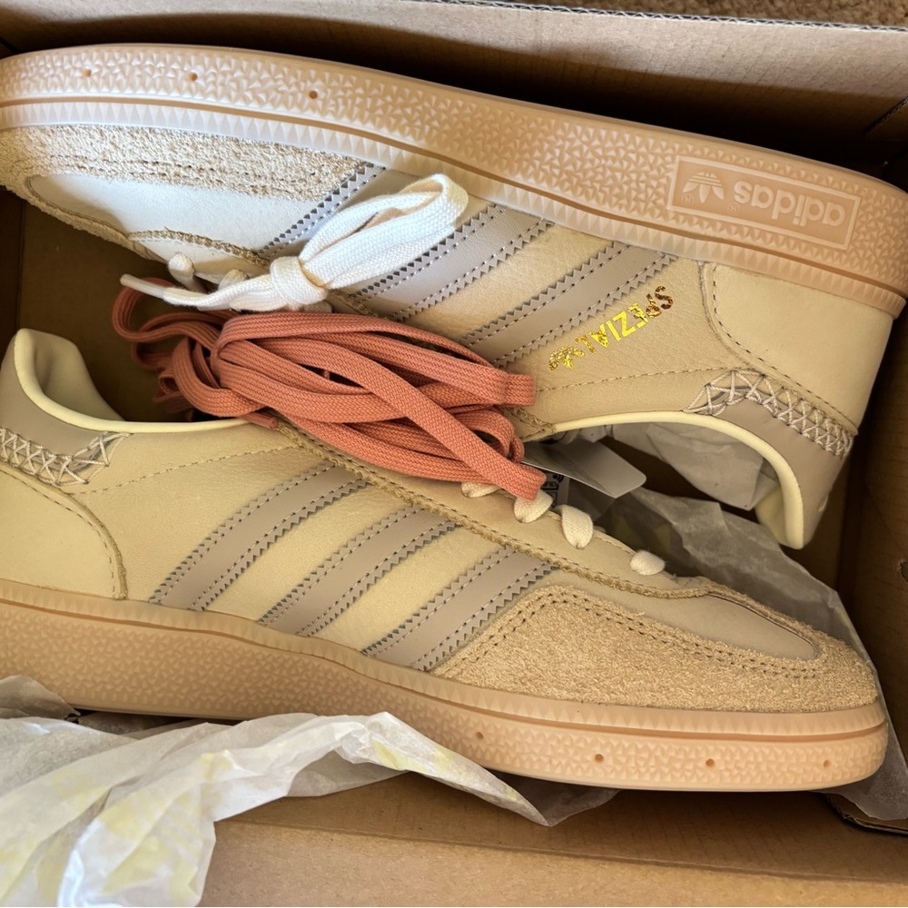 BRAND NEW Adidas Spezial Beige and Pink Sneakers